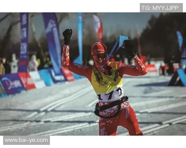 中国选手闪烁滑雪赛场 中国选手闪烁滑雪赛场